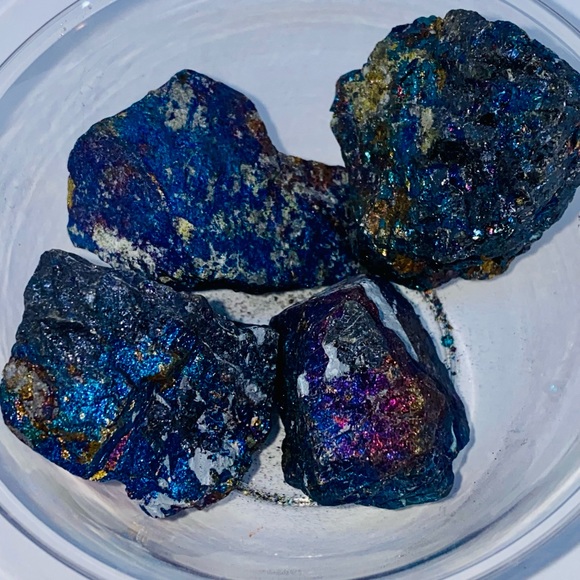 Chalcopyrite crystal - Picture 2 of 3